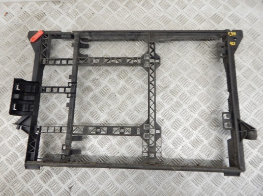 Кассета радиаторов BMW 5-series (E39) 17 11 1 740 787 Кассета радиаторов BMW 5-series (E39) 17 11 1 740 787