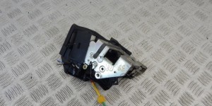 Замок двери передней правой BMW 5-series (E39) 51 21 8 235 104