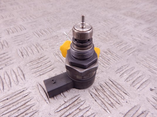 Датчик давления топлива BMW 5-series (E60/61) 13 53 7 801 992