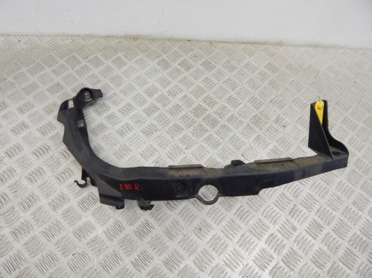 Крепление фары правой BMW 3-series (E90/91/92) 51 64 7 116 708