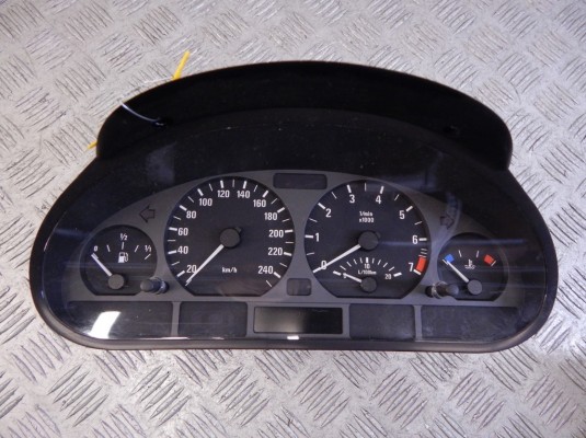 Щиток приборов (приборная панель) BMW 3-series (E46) 62 11 6 932 894