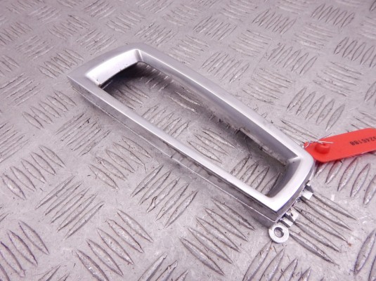 Рамка (накладка) рычага КПП BMW 7-series (F01/02) 61 31 9 189 064