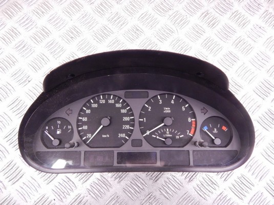 Щиток приборов (приборная панель) BMW 3-series (E46) 62 11 6 911 286
