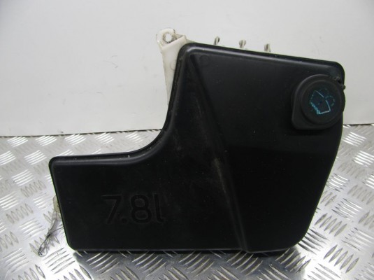 Бачок омывателя BMW X5-series (E53) 61 67 8 252 738