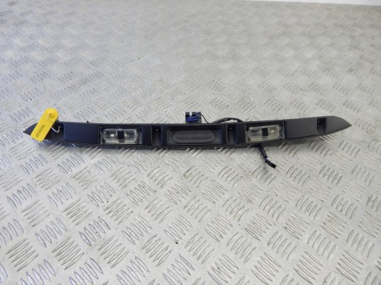 Подсветка номера BMW 3-series (E46)