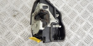 Замок двери передней левой BMW 6-series (E63/E64) 51 21 7 202 145 Замок двери передней левой BMW 6-series (E63/E64) 51 21 7 202 145