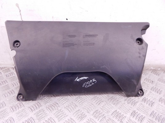 Воздухозаборник BMW X5-series (E53) 13 71 1 437 101