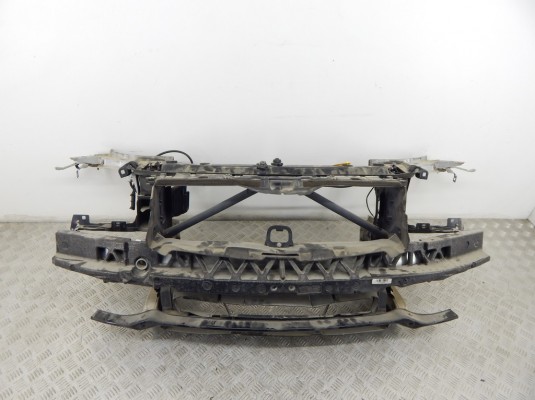 Передняя панель крепления облицовки (телевизор) BMW 3-series (F30/31)