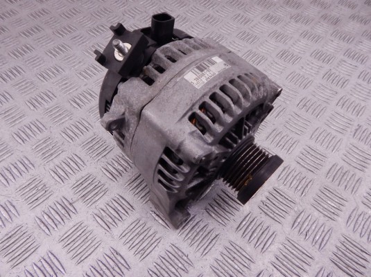 Генератор BMW 5-series (F10/11) 12 31 7 605 061 Генератор BMW 5-series (F10/11) 12 31 7 605 061