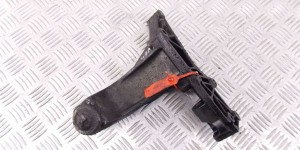 Кронштейн двигателя BMW 3-series (E46) 22 11 6 753 225