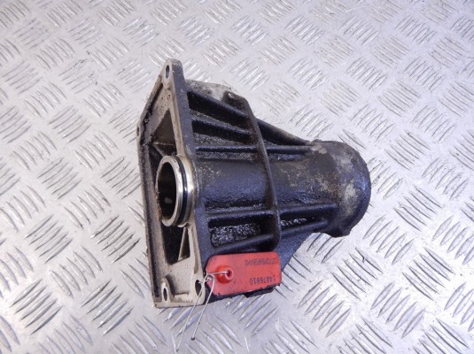 Кронштейн полуоси BMW X3-series (E83) 31 53 7 516 065