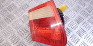 Фонарь крышки багажника левый BMW 3-series (E46) 63 21 8 368 759