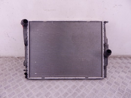 Радиатор (основной) BMW 3-series (E90/91/92) 17 11 7 559 273