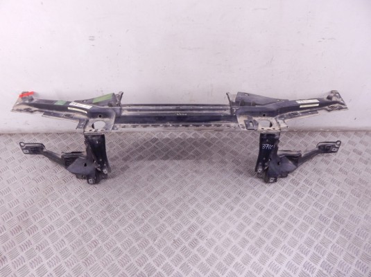 Передняя панель крепления облицовки (телевизор) BMW X5-series (E53) 51 71 8 402 319