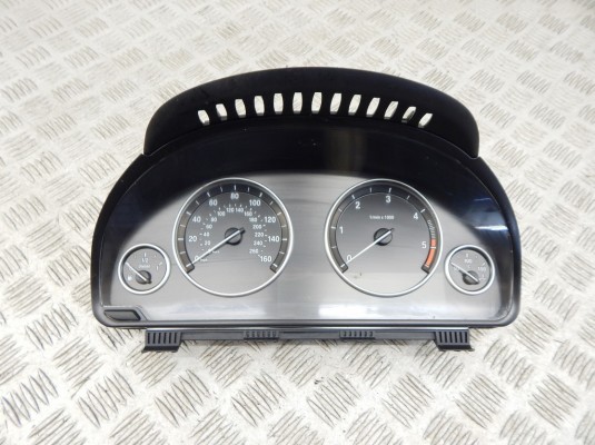 Щиток приборов (приборная панель) BMW 5-series (F10/11) 9255591