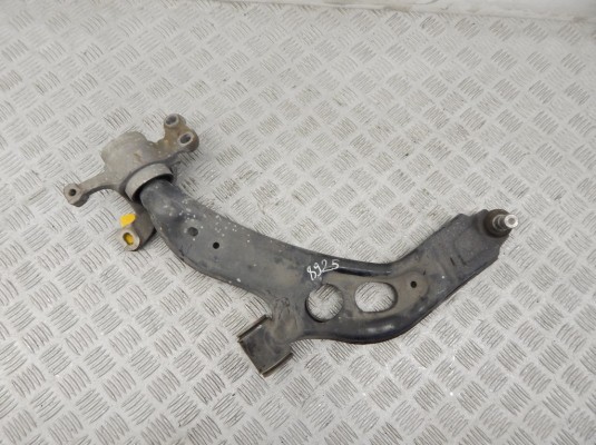 Рычаг передний левый BMW X1-series (F48) Рычаг передний левый BMW X1-series (F48)