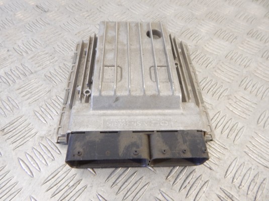 Блок управления двигателем BMW 1-series (E87) 12 14 7 583 225