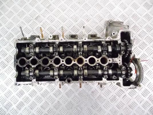 Головка блока цилиндров BMW 3-series (E46)