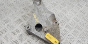 Кронштейн двигателя BMW 1-series (E87) 22 11 6 775 041