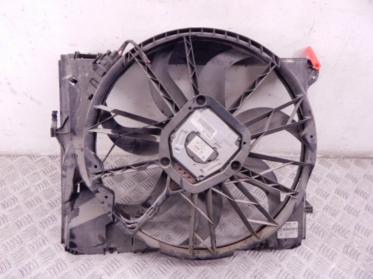 Вентилятор радиатора BMW 3-series (E90/91/92) 17 42 7 562 080