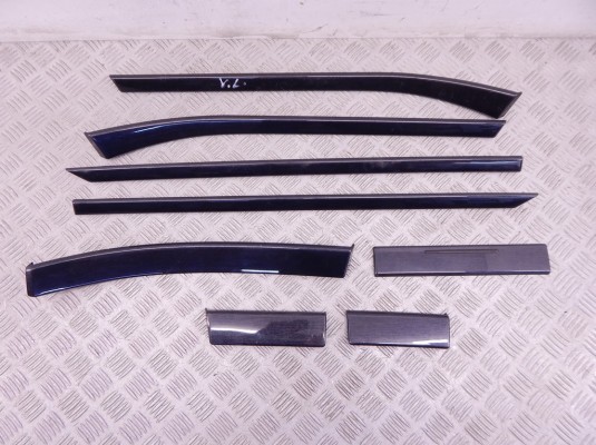 Накладка декоративная салона (комплект) BMW 5-series (E39) 51 41 8 172 032