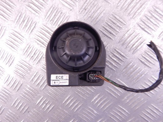Сирена BMW X5-series (E53) 65 75 8 383 152 Сирена BMW X5-series (E53) 65 75 8 383 152