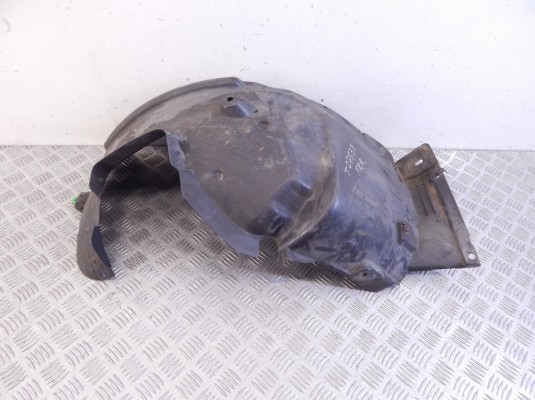 Защита арок передняя правая (подкрылок) BMW 3-series (E90/91/92) 51 71 7 059 378
