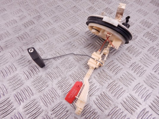 Датчик уровня топлива BMW 5-series (E39) 16 14 1 183 179 Датчик уровня топлива BMW 5-series (E39) 16 14 1 183 179