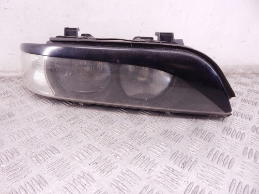 Фара правая BMW 5-series (E39) Фара правая BMW 5-series (E39)