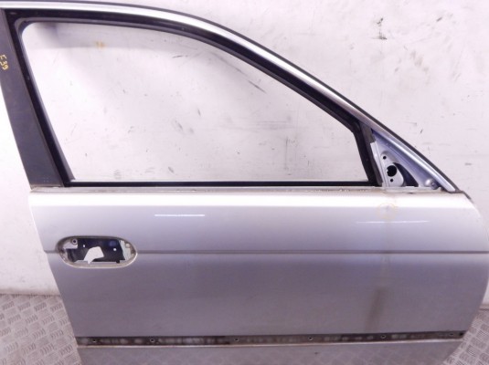 Дверь передняя правая BMW 5-series (E39) 41 51 8 216 818