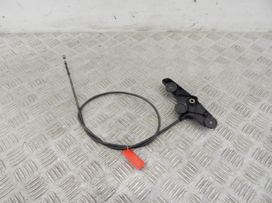 Трос капота BMW 1-series (E87) 51 23 7 060 529 Трос капота BMW 1-series (E87) 51 23 7 060 529