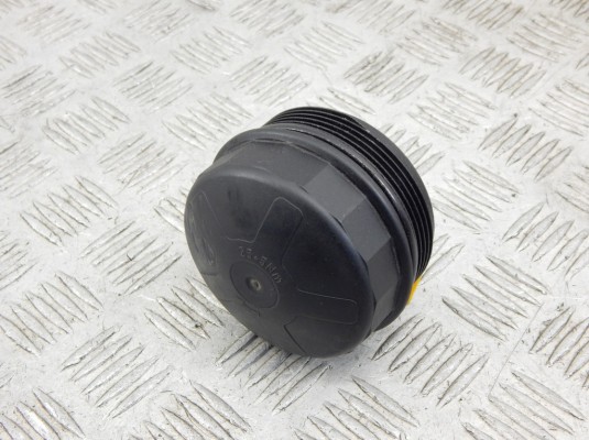 Крышка масляного стакана BMW 3-series (E90/91/92) 11 42 7 525 334 Крышка масляного стакана BMW 3-series (E90/91/92) 11 42 7 525 334