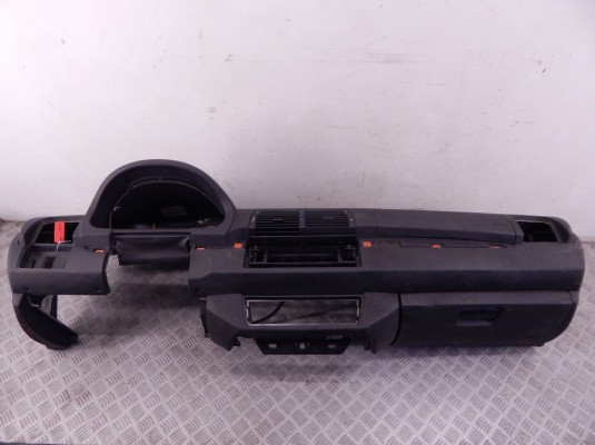 Панель передняя салона (торпедо) BMW X5-series (E53) 51 45 8 408 470 Панель передняя салона (торпедо) BMW X5-series (E53) 51 45 8 408 470