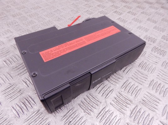 CD-чейнджер BMW 5-series (E39) 65 12 8 361 584