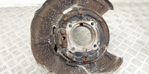 Ступица задняя левая BMW X5-series (E70) 33 32 6 879 101