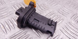 Расходомер воздуха BMW 5-series (F10/11) 13 62 7 602 038 Расходомер воздуха BMW 5-series (F10/11) 13 62 7 602 038