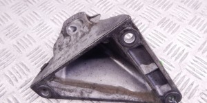 Кронштейн двигателя BMW 5-series (E60/61) 22 11 6 761 149