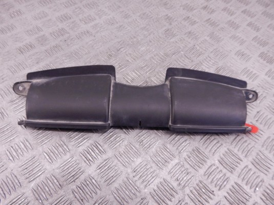 Воздухозаборник BMW 3-series (E90/91/92) 13 71 7 541 738 Воздухозаборник BMW 3-series (E90/91/92) 13 71 7 541 738