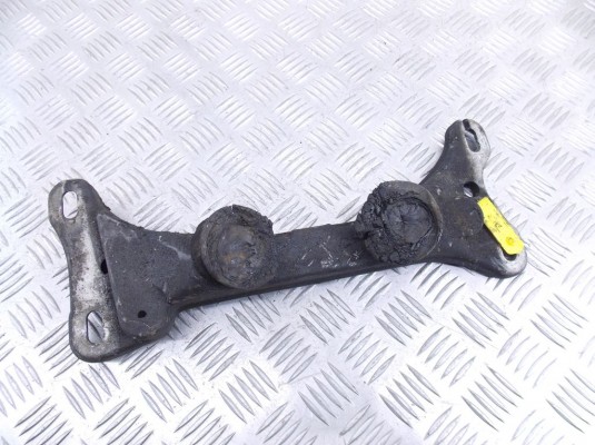 Кронштейн КПП BMW 3-series (E46) 22 32 1 096 929