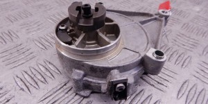 Насос вакуумный BMW X1-series (E84) 11 66 7 640 279 Насос вакуумный BMW X1-series (E84) 11 66 7 640 279