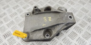 Кронштейн двигателя BMW 7-series (F01/02) 6777623