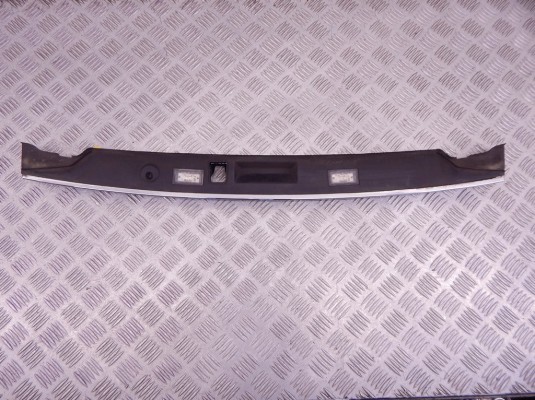 Подсветка номера BMW 7-series (F01/02) 51 13 7 200 035 Подсветка номера BMW 7-series (F01/02) 51 13 7 200 035