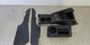 Подлокотник VOLKSWAGEN GOLF V (2006-) 1K0 863 323