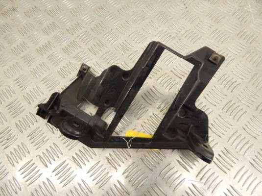 Крепление фары правой BMW X5-series (E53) 63 12 6 927 798