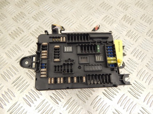 Блок предохранителей BMW 1-series (F20/21) 61 14 9 261 111