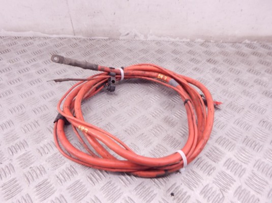 Плюсовой провод аккумулятора BMW 1-series (E87) 61 12 9 125 031 Плюсовой провод аккумулятора BMW 1-series (E87) 61 12 9 125 031
