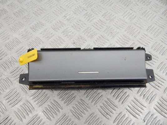 Пепельница BMW X5-series (E53) 51 16 8 402 967