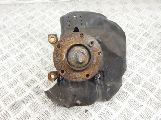 Ступица передняя правая BMW 3-series (E46) 31 21 1 096 430