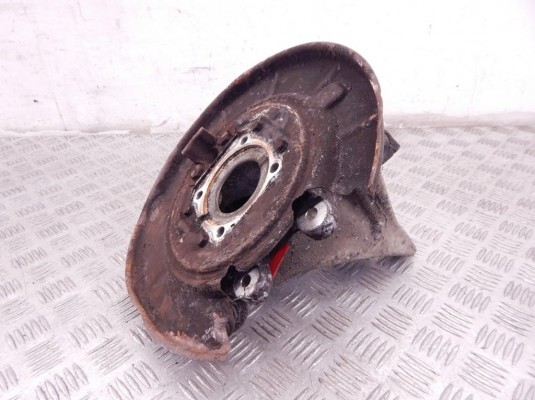 Ступица передняя правая BMW 5-series (E39) 33 32 1 093 655