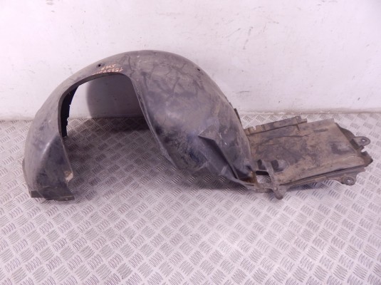 Защита арок передняя правая (подкрылок) BMW 3-series (E46) 51 71 7 036 496